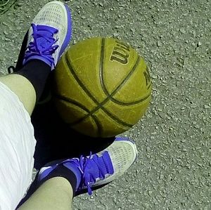 Meet your Posher, Devin